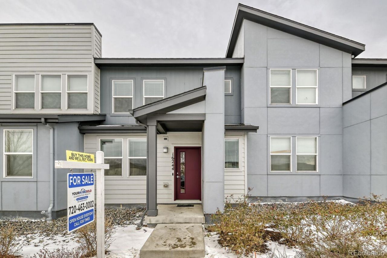 16244 E 47th Drive, Denver, CO 80239 Main Photo