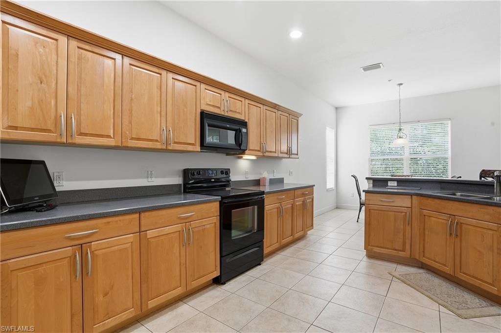 17498 Old Harmony Dr, Unit 201, Fort Myers, FL 33908 Photo