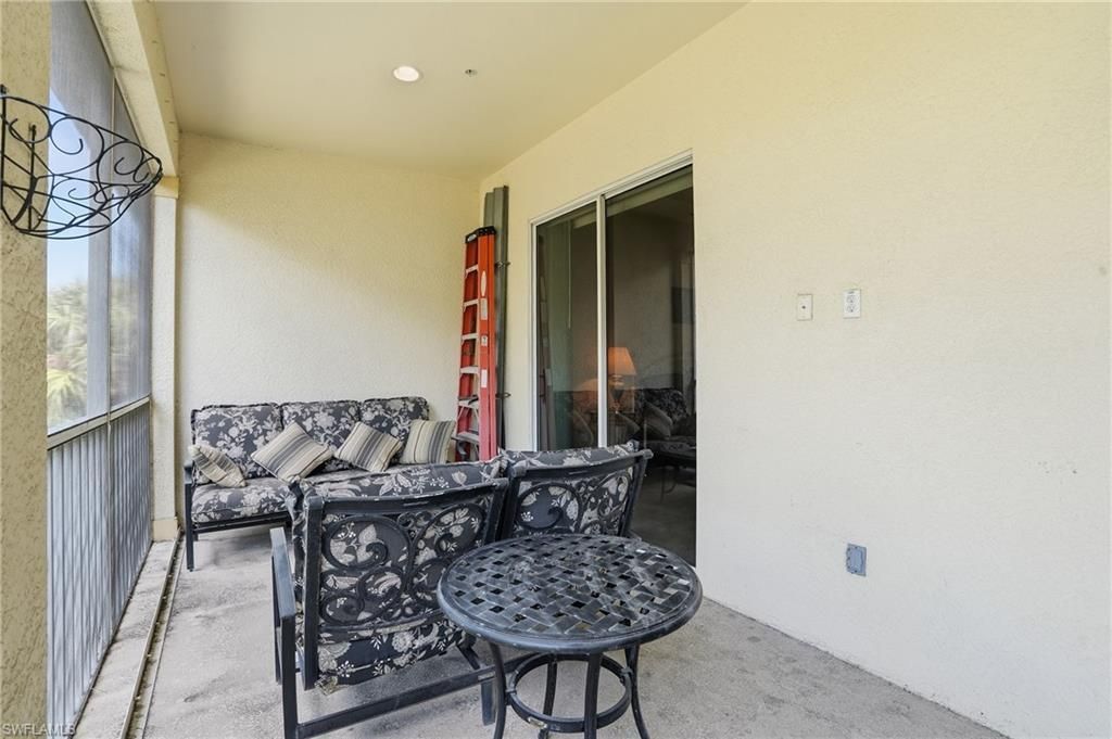 17498 Old Harmony Dr, Unit 201, Fort Myers, FL 33908 Photo