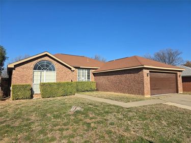8012 Ashridge Road, Fort Worth, TX 76134