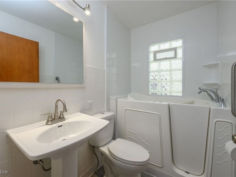 2616 Terrace Avenue, Akron, OH 44312 Photo 20