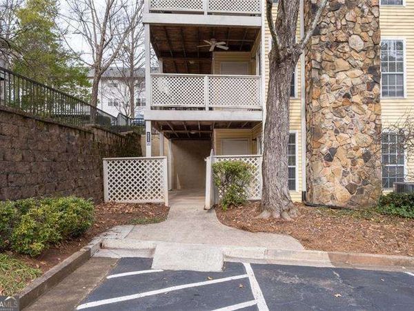 6800 Glenridge Drive, Unit 6808J, Atlanta, GA 30328