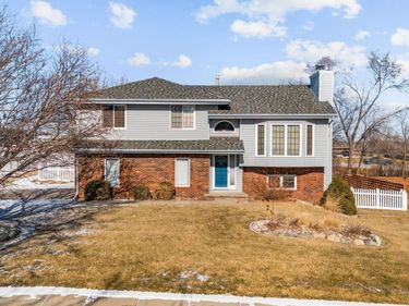 3603 N 202nd Street, Elkhorn, NE 68022