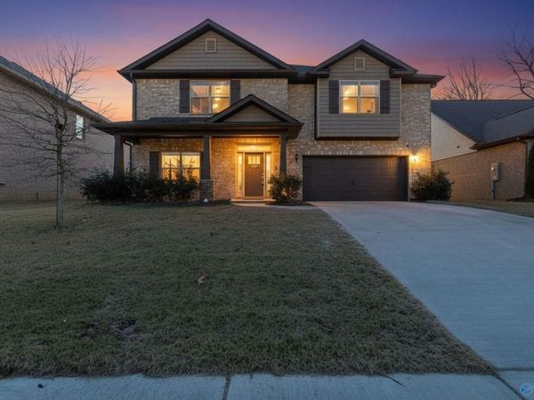 152 Kingswood Drive, Huntsville, AL 35806