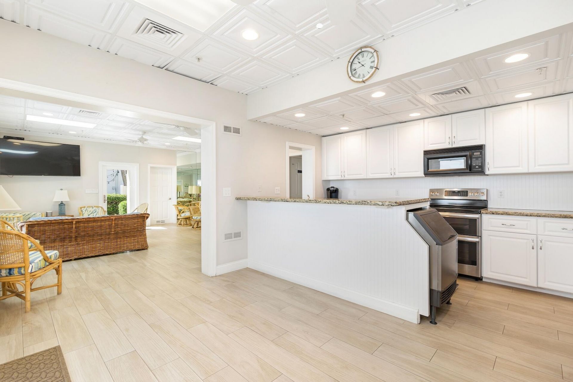 2150 S Ocean Boulevard, Unit 7-D, Delray Beach, FL 33483 Photo