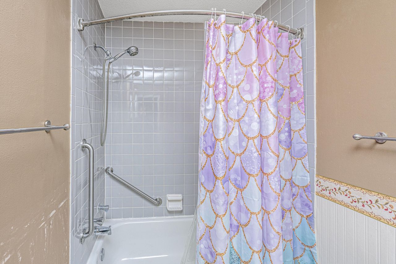 1867 Montclair Drive Photo 11