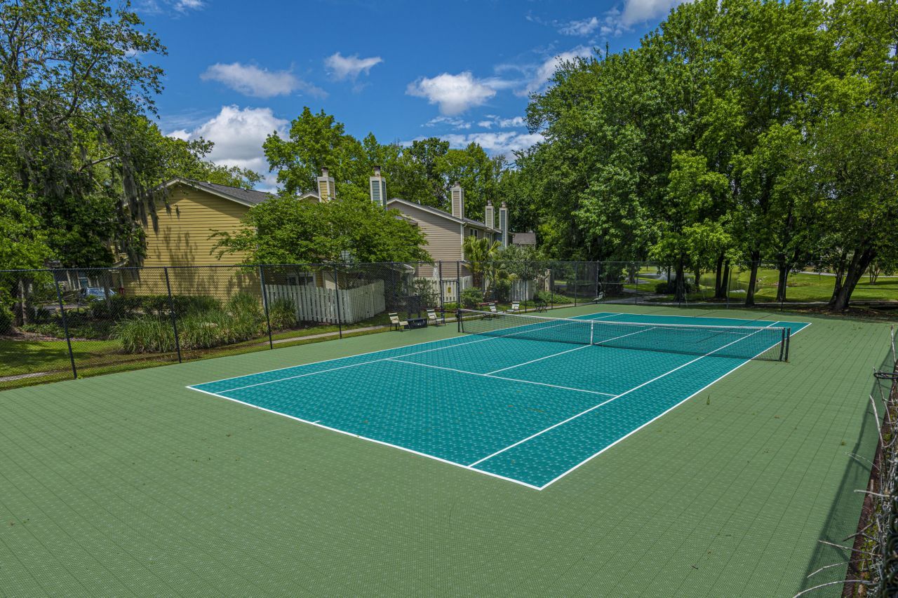 1867 Montclair Drive Photo 25