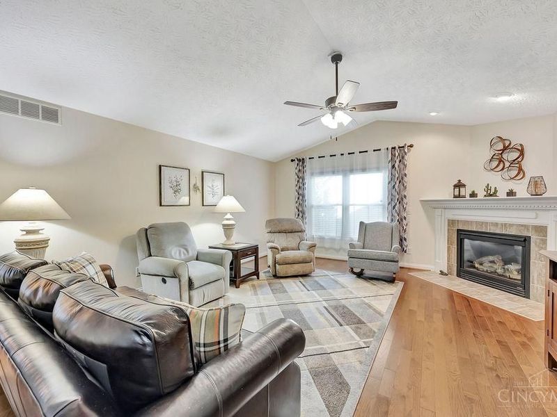 4272 N Shore Drive, West Chester, OH 45069 Photo 3