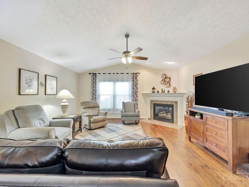 4272 N Shore Drive, West Chester, OH 45069 Photo 5