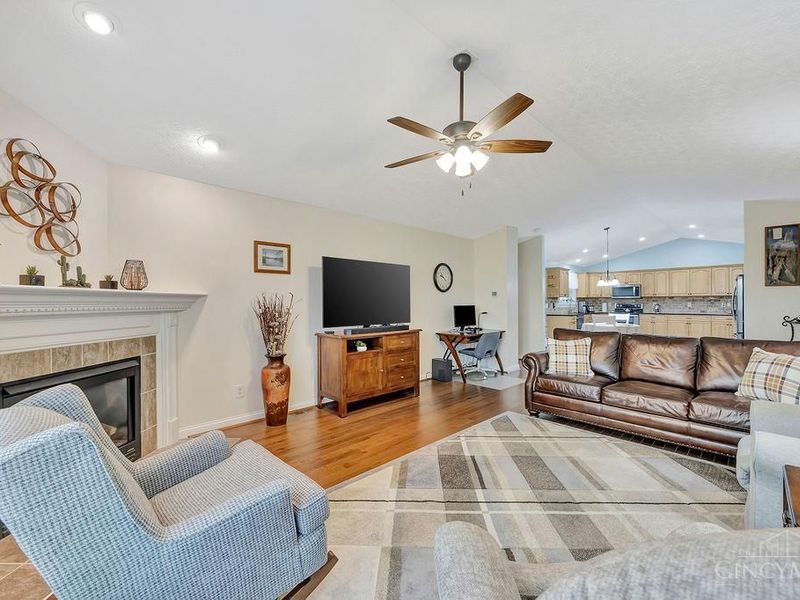 4272 N Shore Drive, West Chester, OH 45069 Photo 8