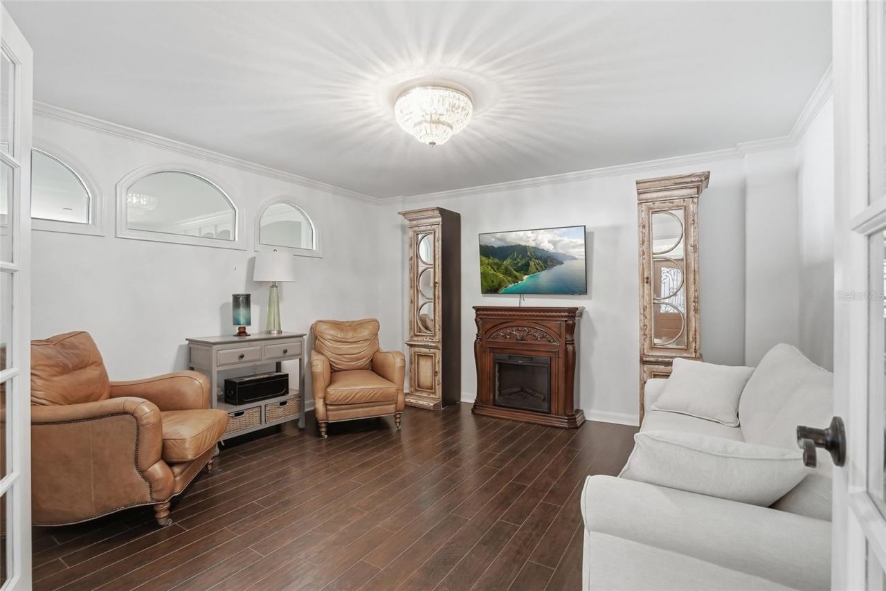 5700 Mariner Street, Unit 702, Tampa, FL 33609 Photo