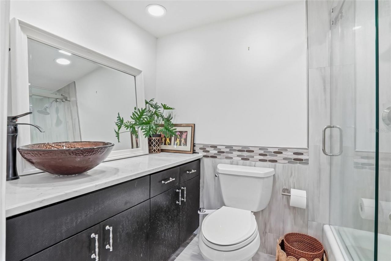 5700 Mariner Street, Unit 702, Tampa, FL 33609 Photo