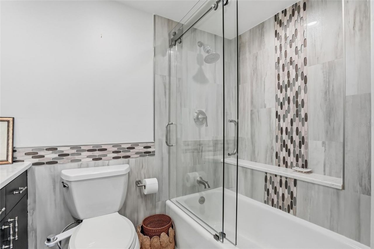 5700 Mariner Street, Unit 702, Tampa, FL 33609 Photo