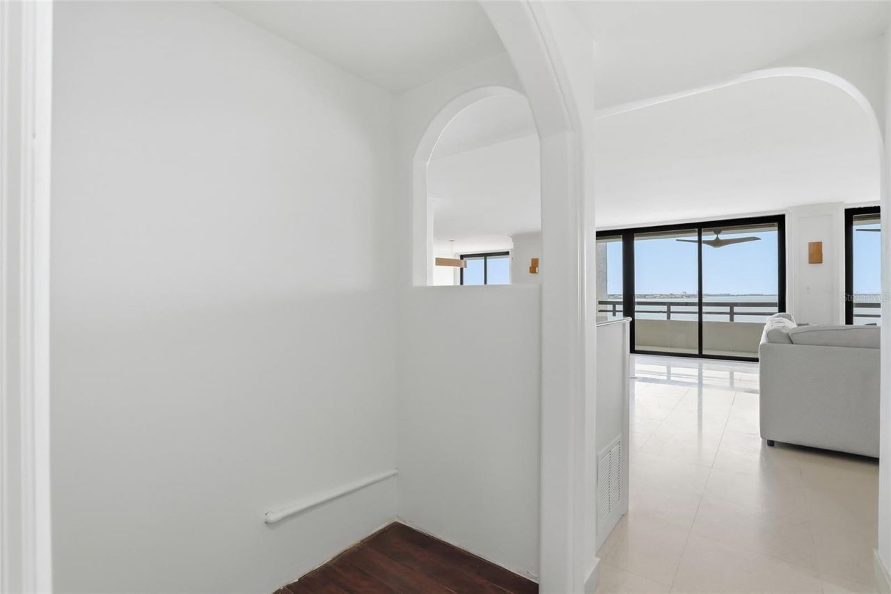 5700 Mariner Street, Unit 702, Tampa, FL 33609 Photo