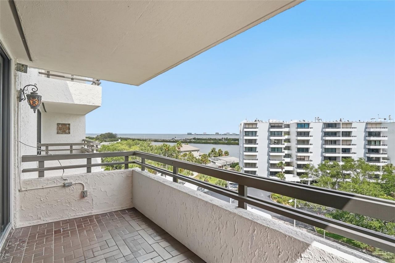 5700 Mariner Street, Unit 702, Tampa, FL 33609 Photo