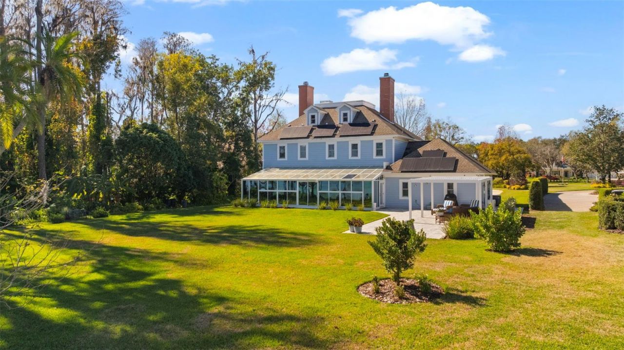 1006 Lake Cooper Drive, Lutz, FL 33548 Photo