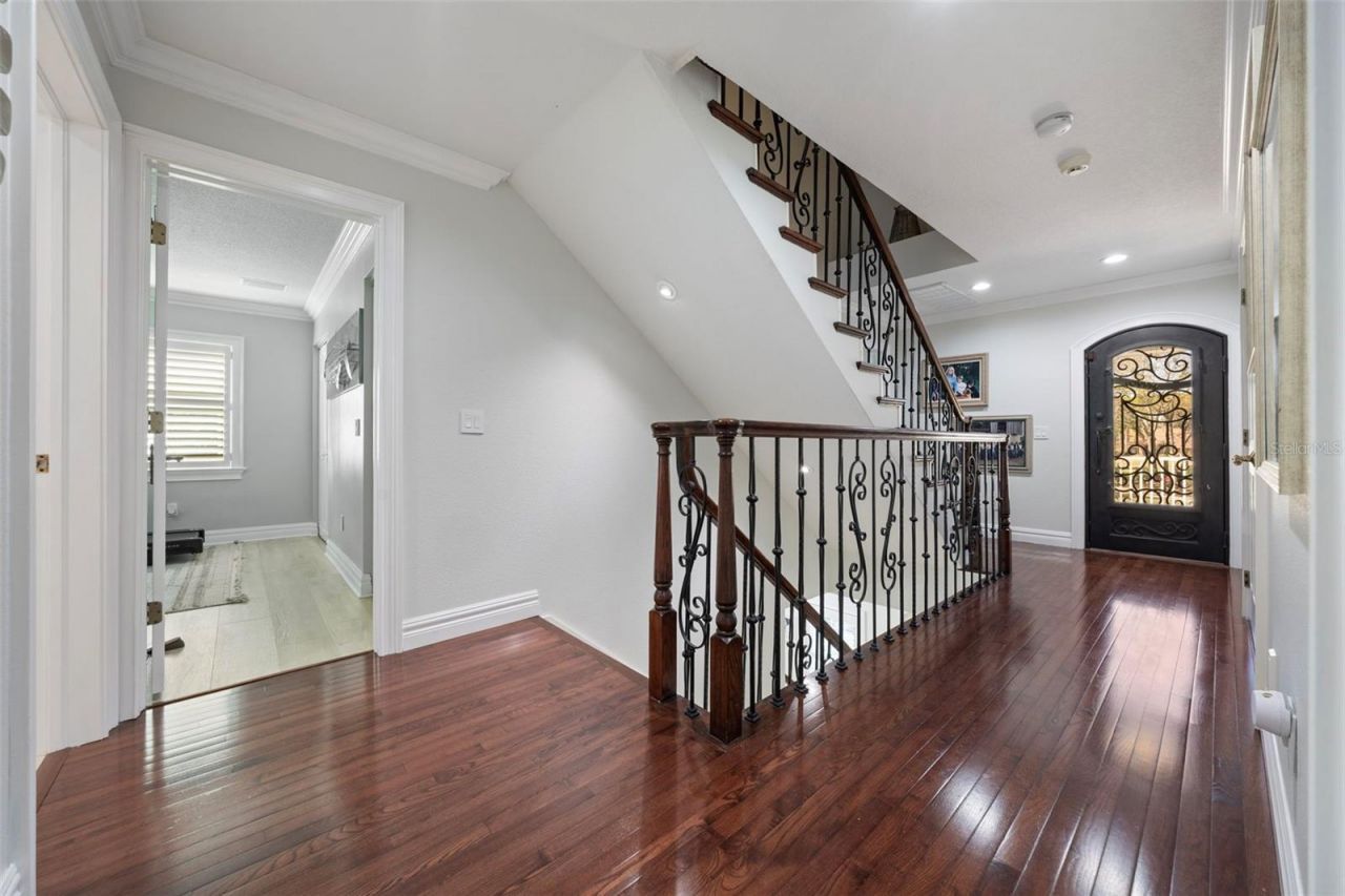 1006 Lake Cooper Drive, Lutz, FL 33548 Photo