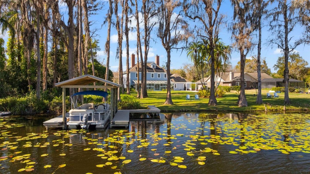 1006 Lake Cooper Drive, Lutz, FL 33548 Photo