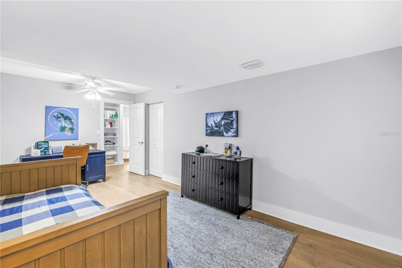 134 Riviera Way Ne, Saint Petersburg, FL 33704 Photo