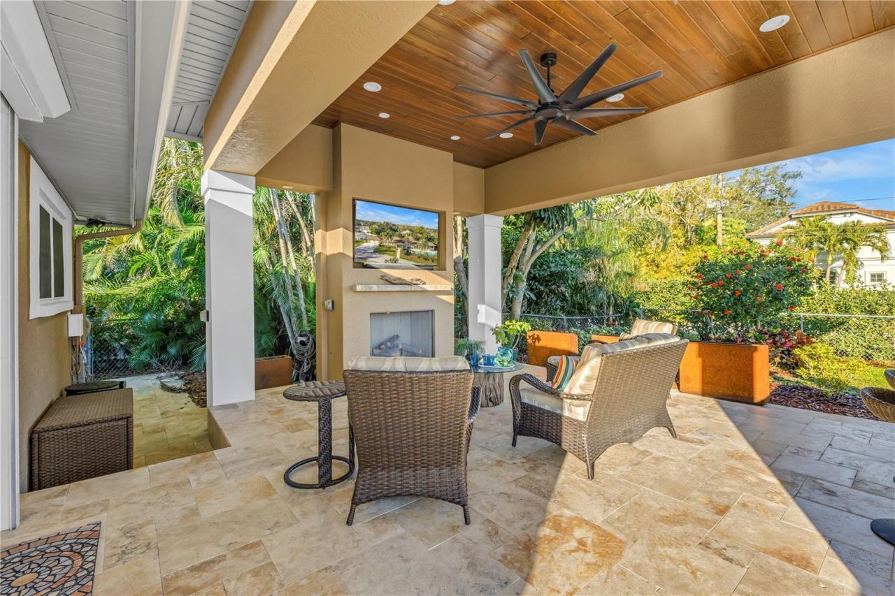 134 Riviera Way Ne, Saint Petersburg, FL 33704 Photo