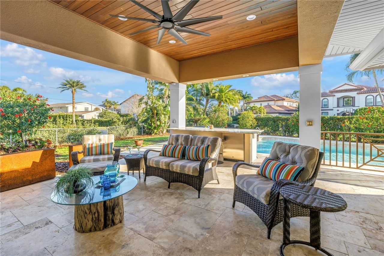 134 Riviera Way Ne, Saint Petersburg, FL 33704 Photo