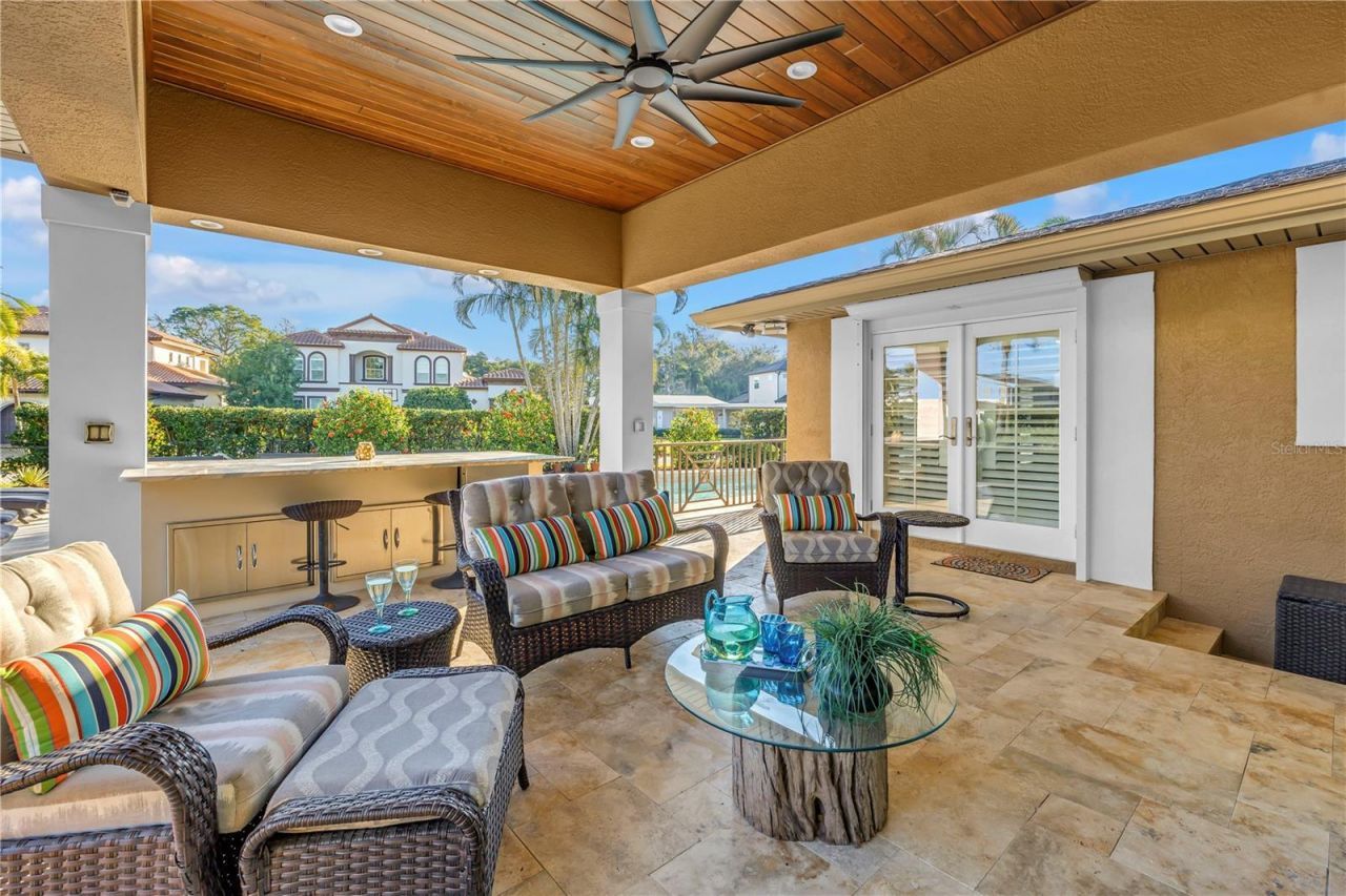 134 Riviera Way Ne, Saint Petersburg, FL 33704 Photo