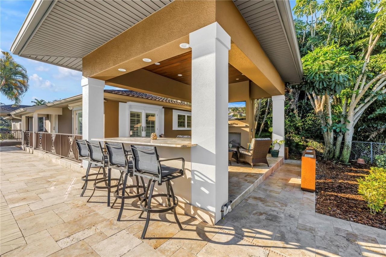 134 Riviera Way Ne, Saint Petersburg, FL 33704 Photo