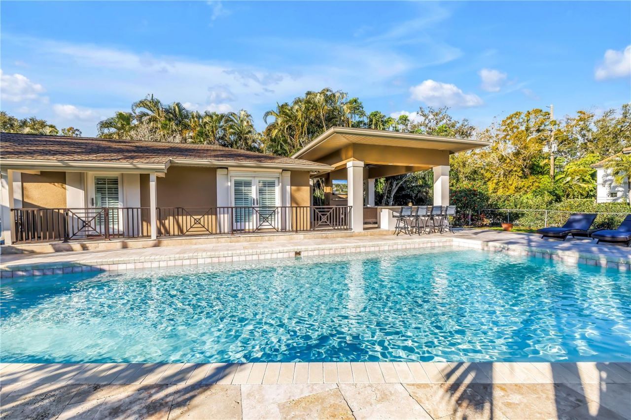 134 Riviera Way Ne, Saint Petersburg, FL 33704 Photo