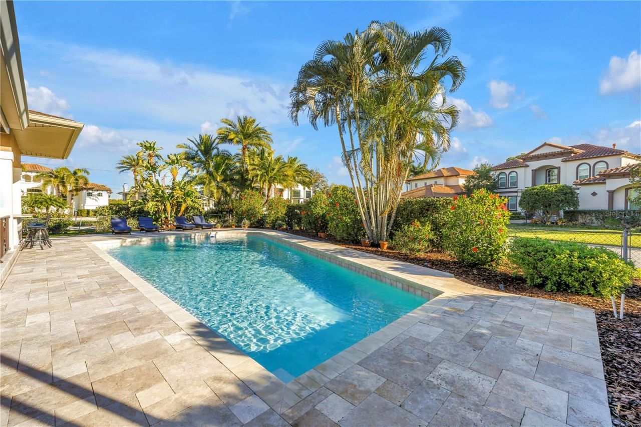 134 Riviera Way Ne, Saint Petersburg, FL 33704 Photo