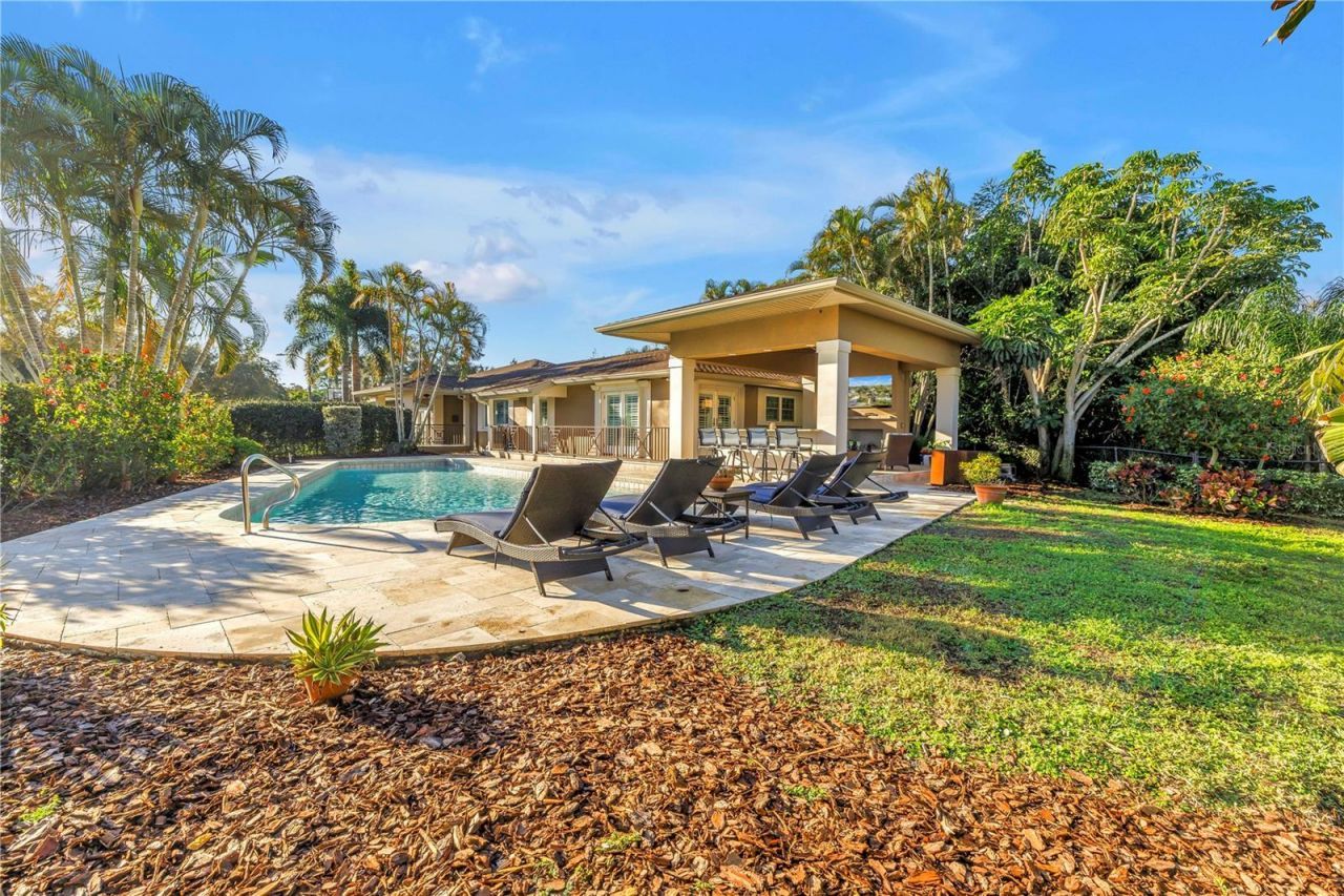 134 Riviera Way Ne, Saint Petersburg, FL 33704 Photo