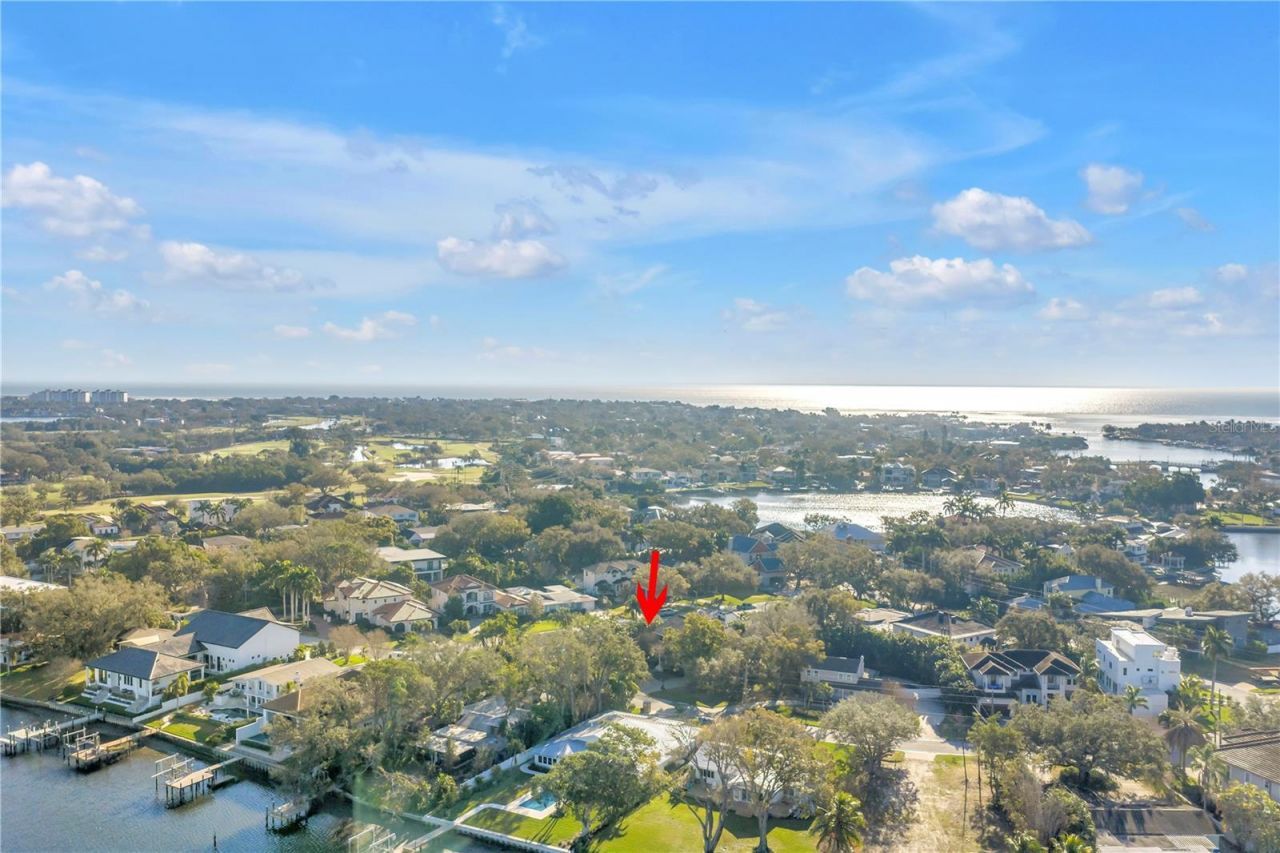 134 Riviera Way Ne, Saint Petersburg, FL 33704 Photo