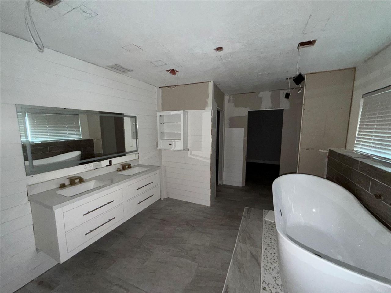 2559 Rainbow Drive, Fort Pierce, FL 34981 Photo
