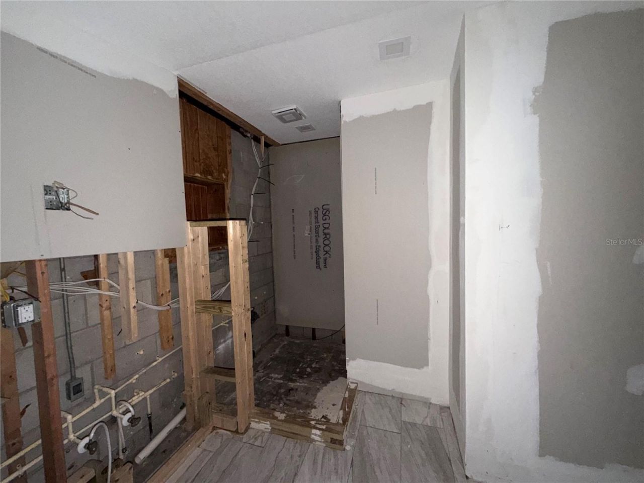 2559 Rainbow Drive, Fort Pierce, FL 34981 Photo