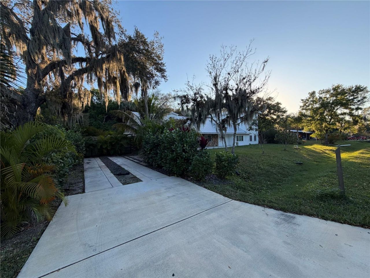 2559 Rainbow Drive, Fort Pierce, FL 34981 Photo