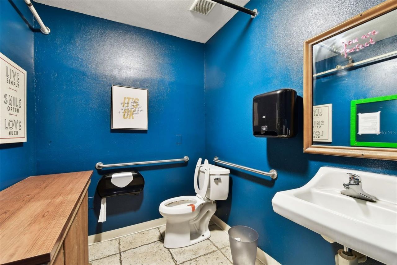 3007 6th Street S, Saint Petersburg, FL 33705 Photo