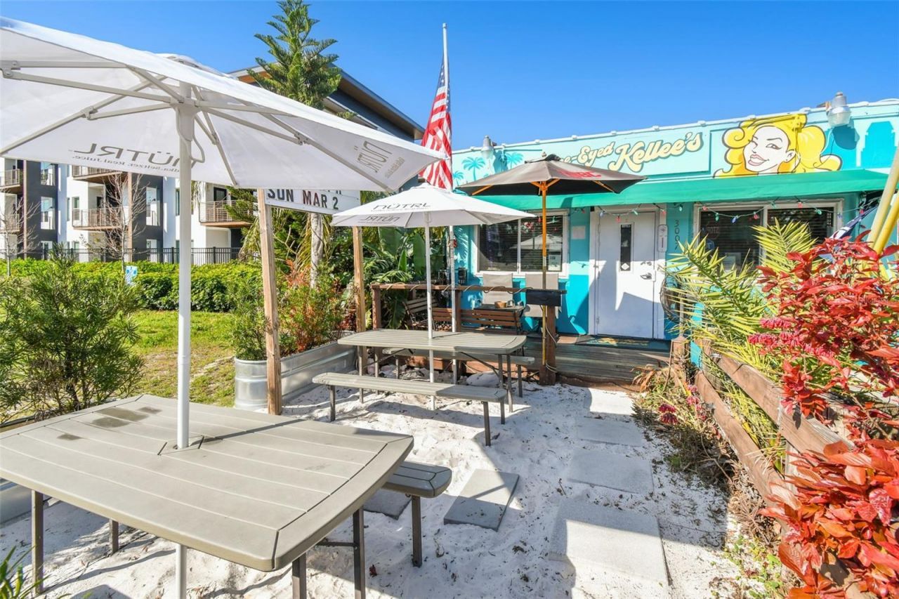 3007 6th Street S, Saint Petersburg, FL 33705 Photo