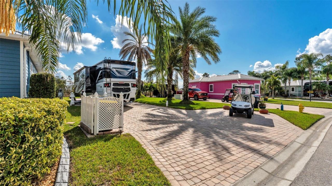 3268 Fish Hawk Drive, Polk City, FL 33868 Photo