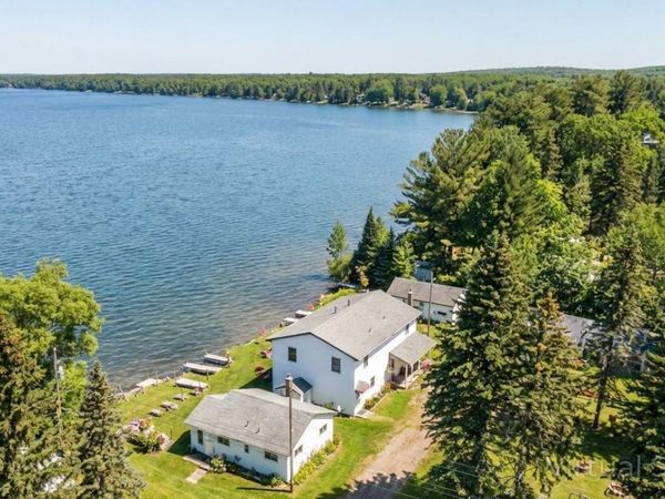 4029 Shore Drive NE E, Unit 3, Kalkaska, MI 49646