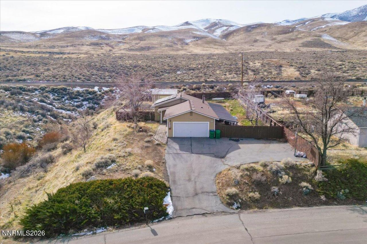 8290 Mohawk Lane, Reno, NV 89506 Photo