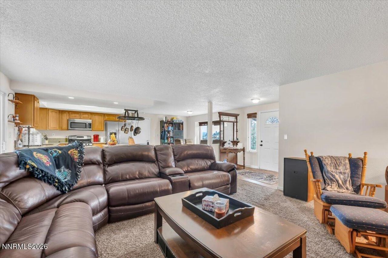 8290 Mohawk Lane, Reno, NV 89506 Photo