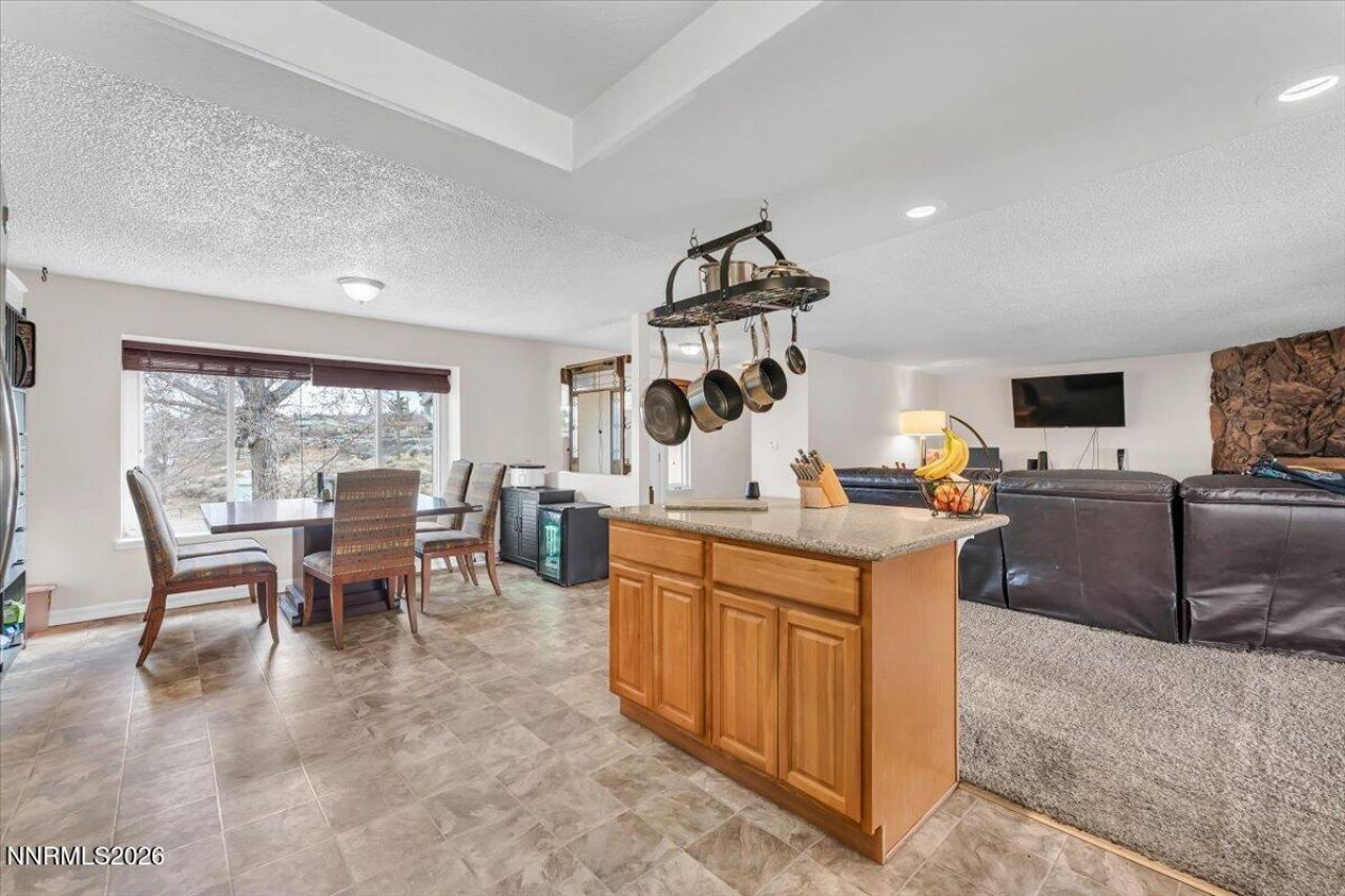 8290 Mohawk Lane, Reno, NV 89506 Photo