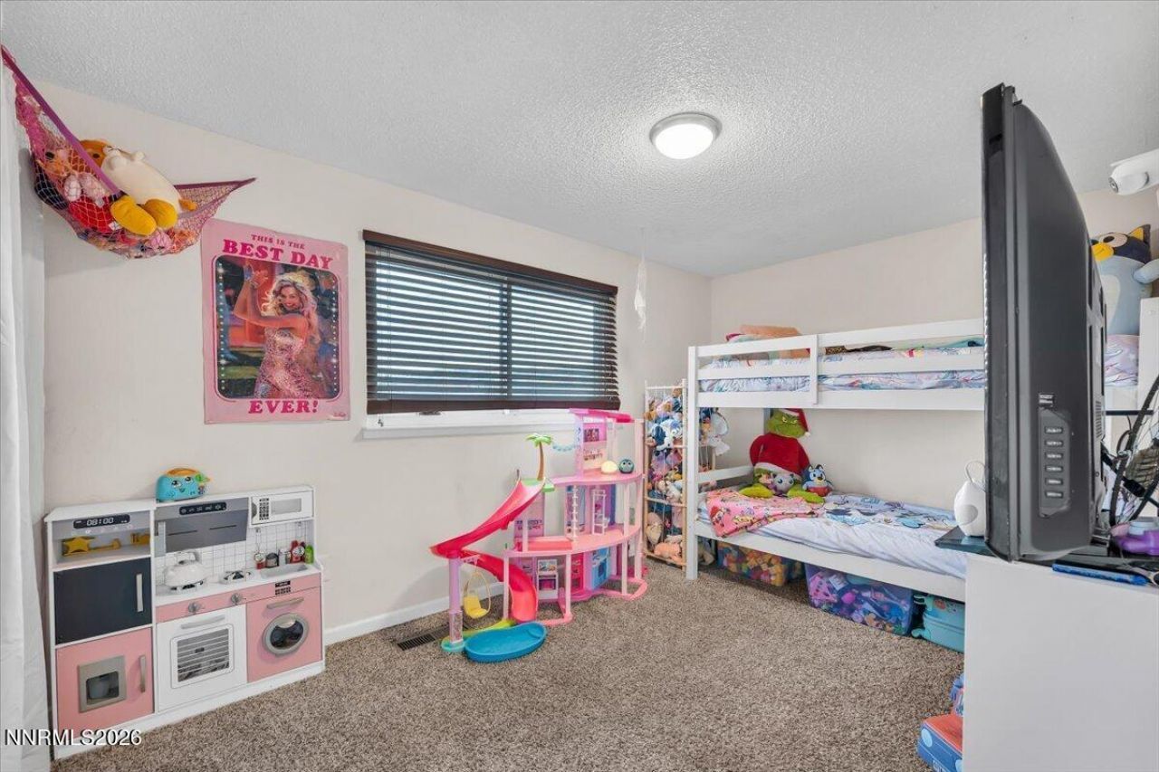 8290 Mohawk Lane, Reno, NV 89506 Photo