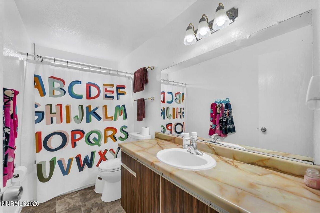 8290 Mohawk Lane, Reno, NV 89506 Photo