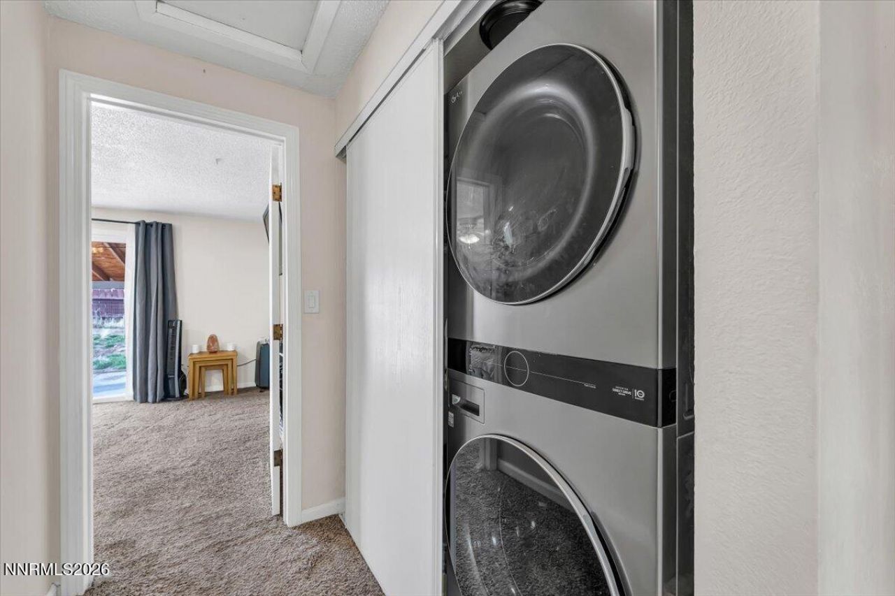 8290 Mohawk Lane, Reno, NV 89506 Photo