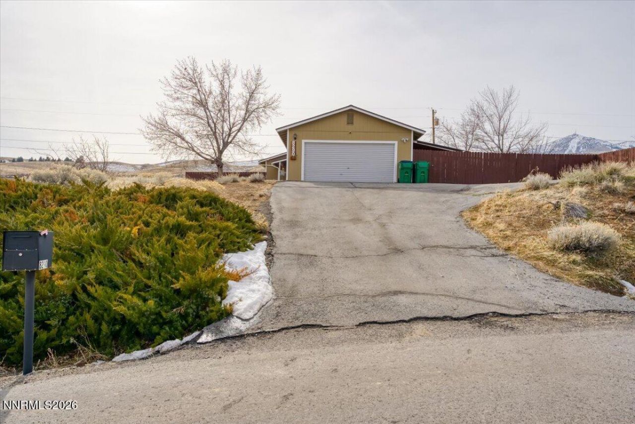 8290 Mohawk Lane, Reno, NV 89506 Photo