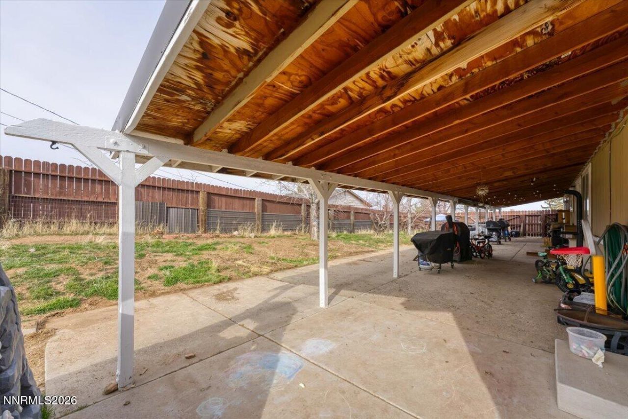 8290 Mohawk Lane, Reno, NV 89506 Photo