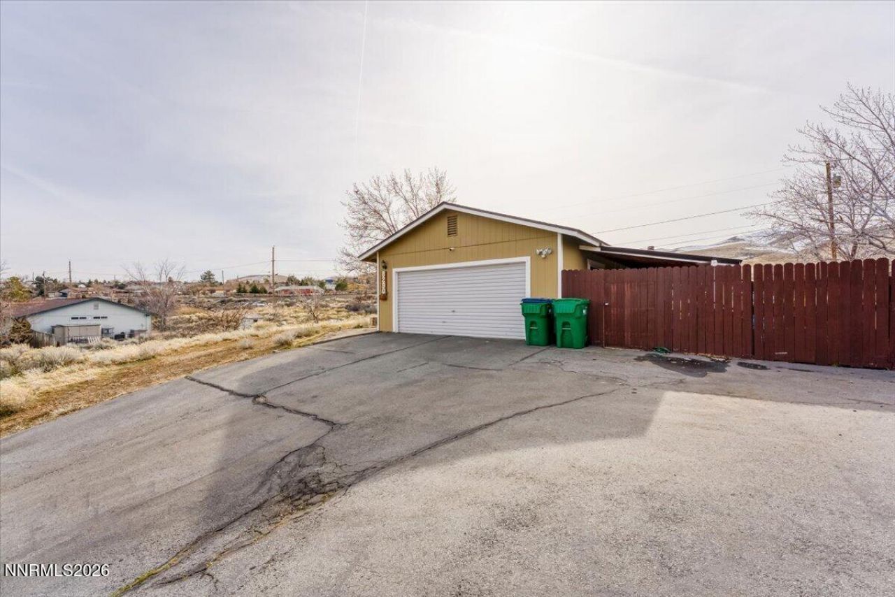8290 Mohawk Lane, Reno, NV 89506 Photo