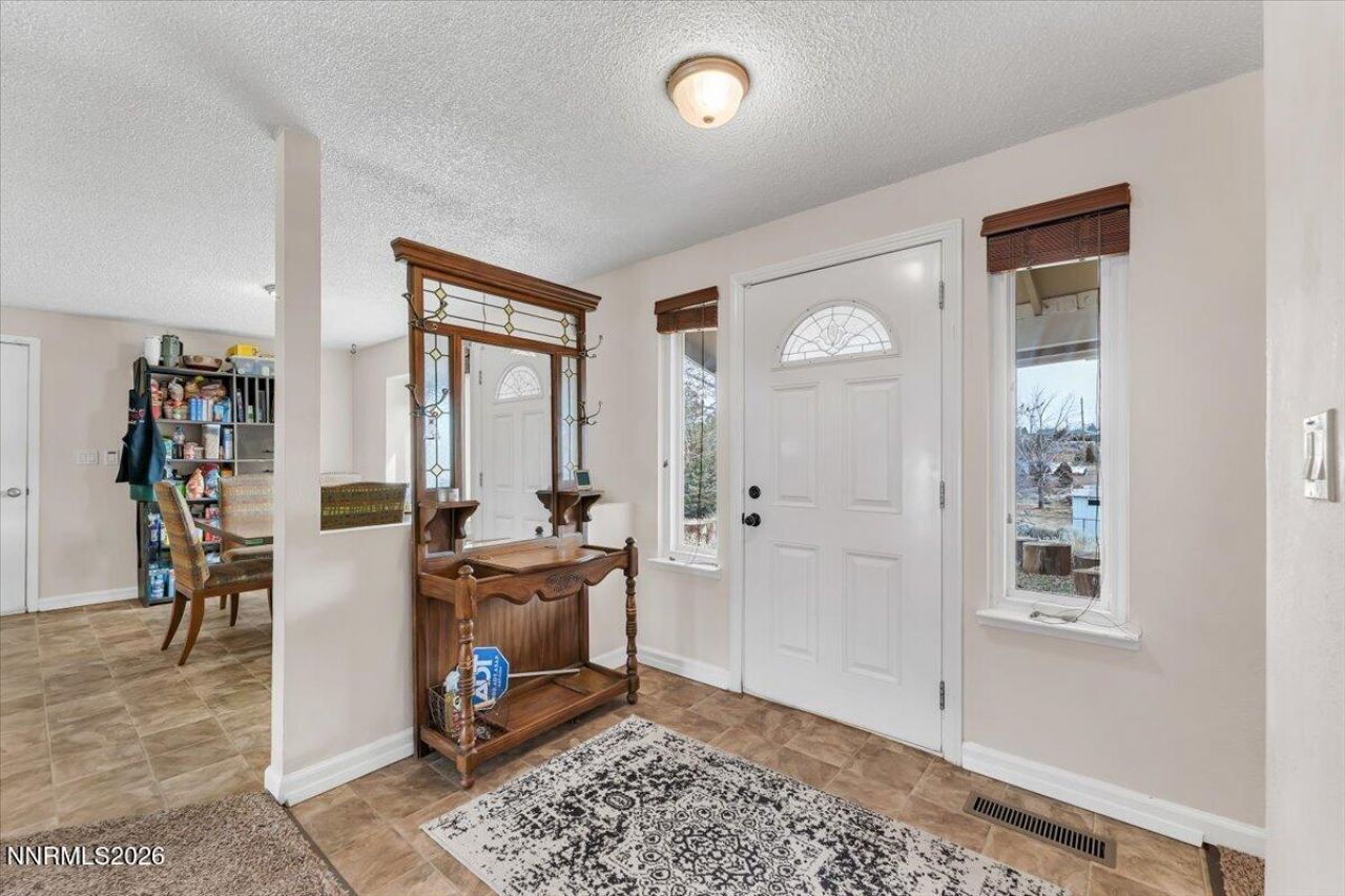 8290 Mohawk Lane, Reno, NV 89506 Photo