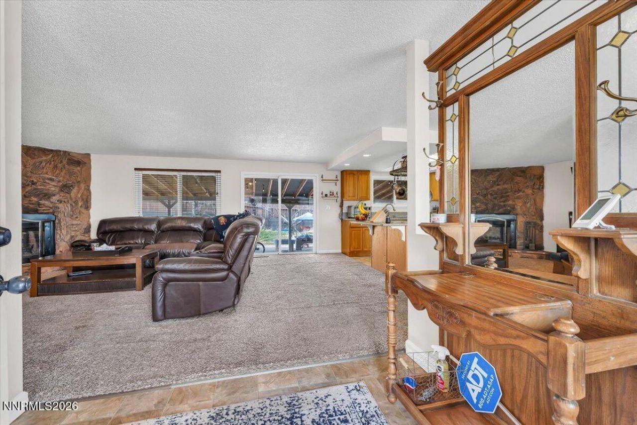 8290 Mohawk Lane, Reno, NV 89506 Photo