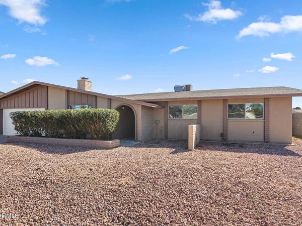 4569 W SHAW BUTTE Drive, Glendale, AZ 85304